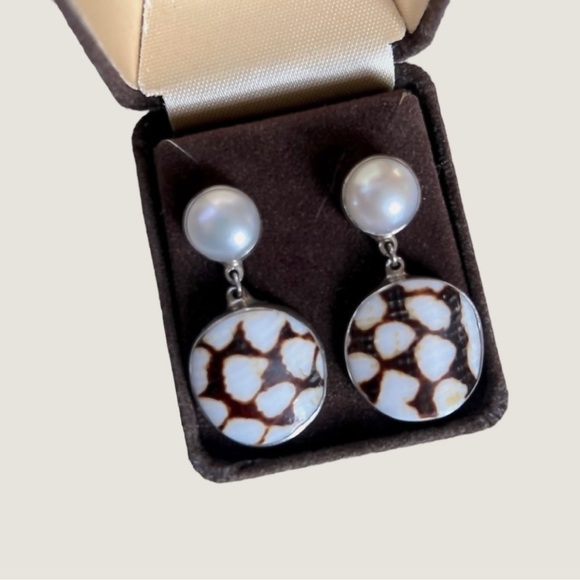 Earrings | Pearl + Tortoise Shell | Sterling Silver | Handmade in Mexico | $20 - Picture 3 of 8